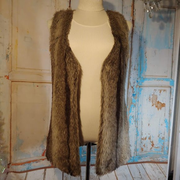 JJ Basics faux fur sleeveless  sweater vest /size M / shades of brown - Picture 1 of 7